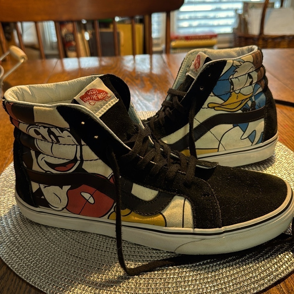 Vans Disney x Sk8 Hi Mickey and Friends Old Skool Sneakers Donald Duck Goofy